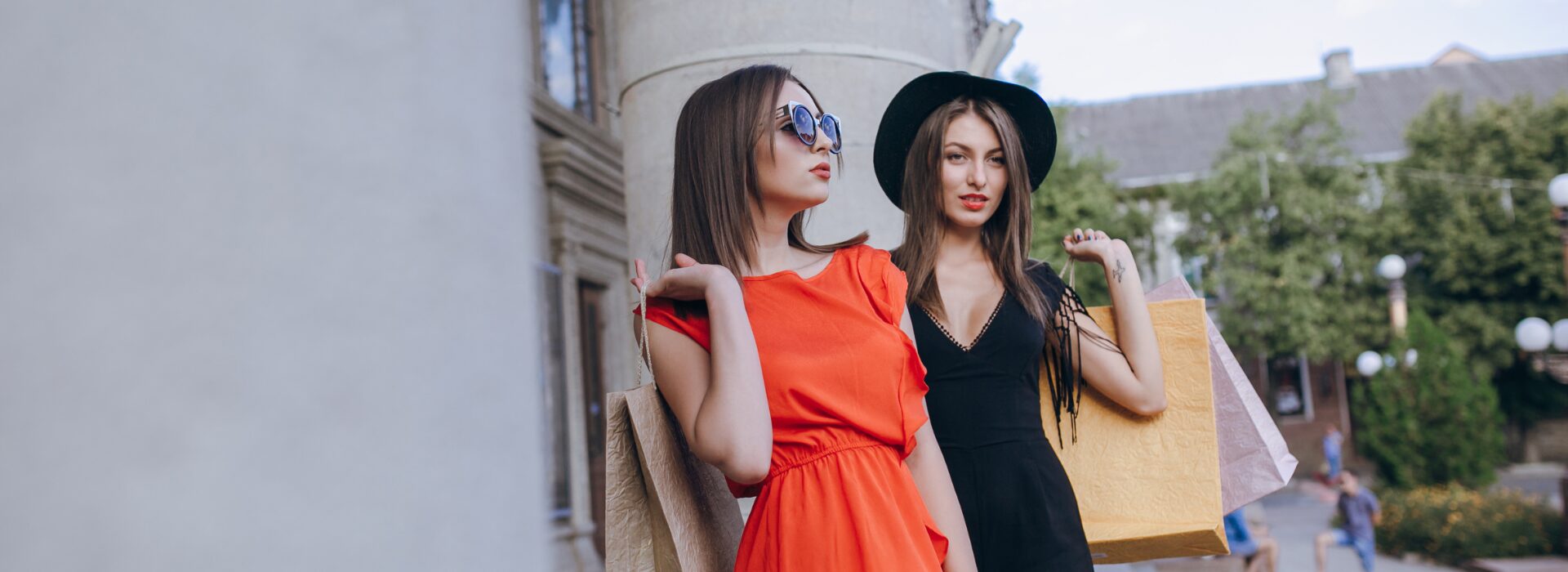 Best clothing manufacturer in Marseille producing premium apparel