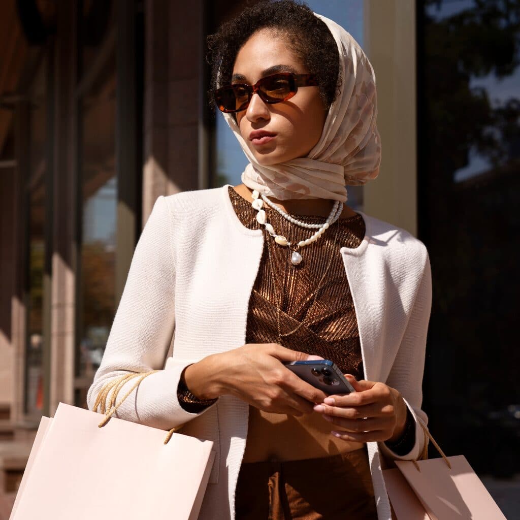 Clothing Manufacturers in Dubai manufacturing facility and production