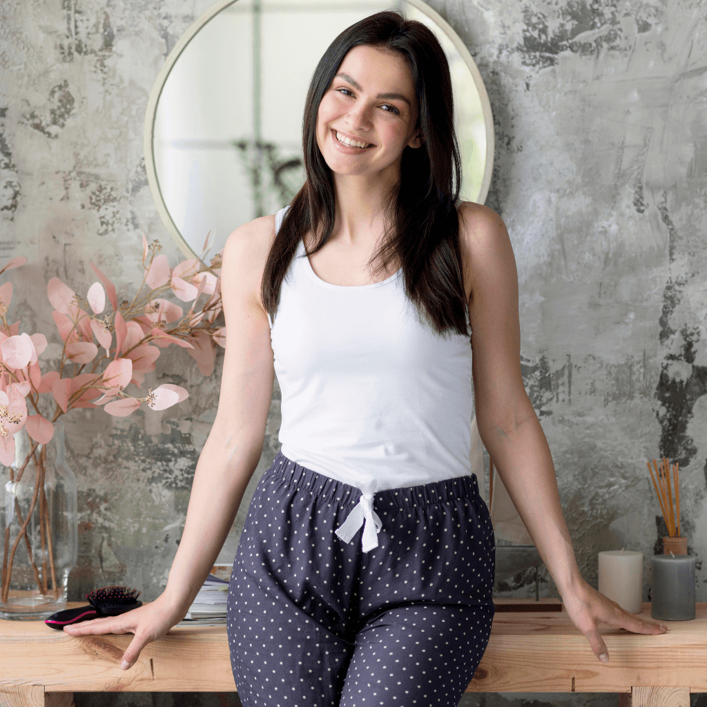 Model wearing Nevear eco-friendly custom tank top